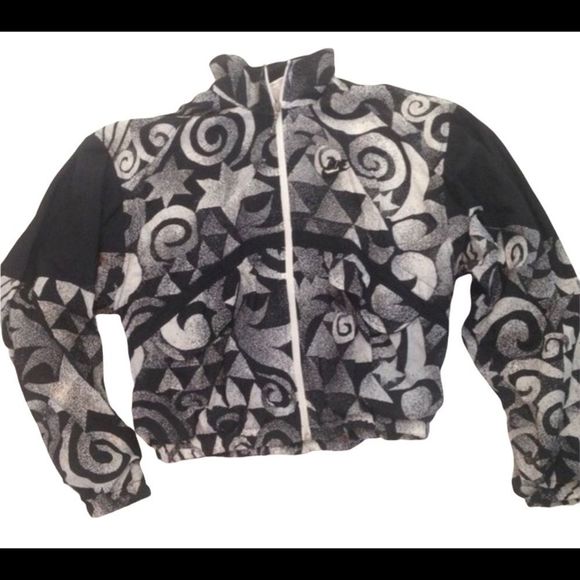 Nike Jackets & Blazers - Vintage NIKE Black And White Zip Jacket Si…